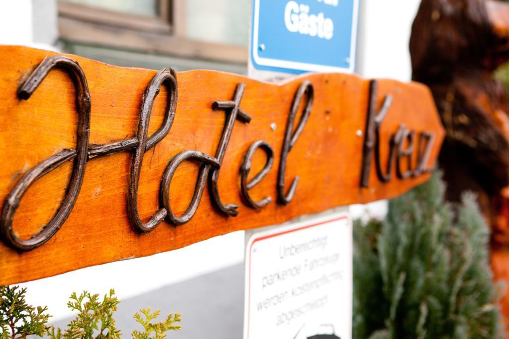 Hotel Kreuz Швебиш-Гмюнд Экстерьер фото